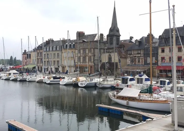 Hébergement de vacances Maison De 2 Avec Wifi A *