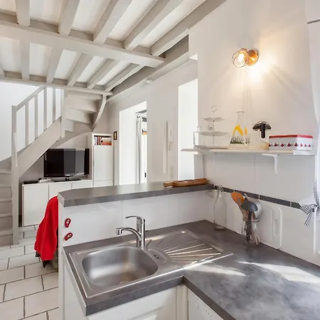 Maison Charmante Pres De Sainte Catherine Holiday home *